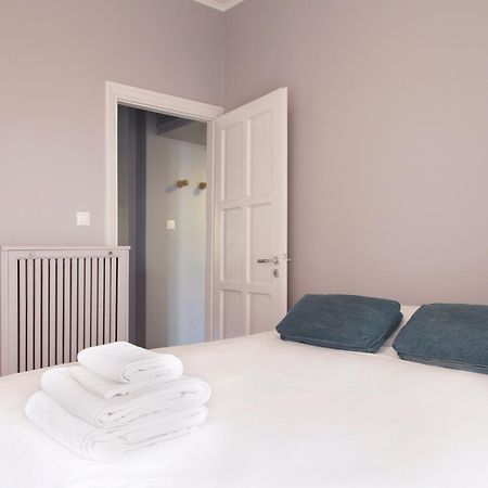 Apartamento Beautiful Penthouse In Athens With Outside Jacuzzi Exterior foto