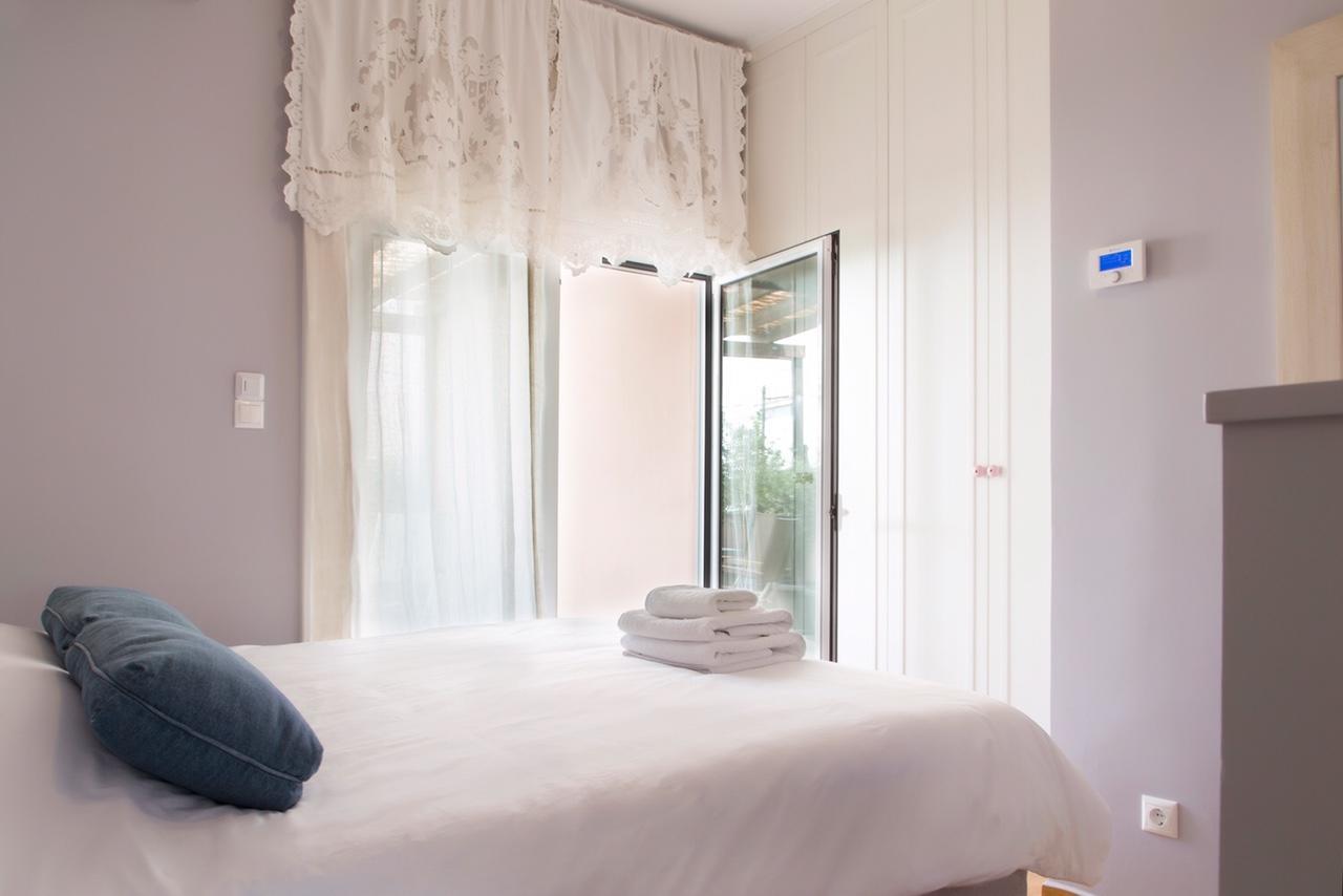 Apartamento Beautiful Penthouse In Athens With Outside Jacuzzi Exterior foto