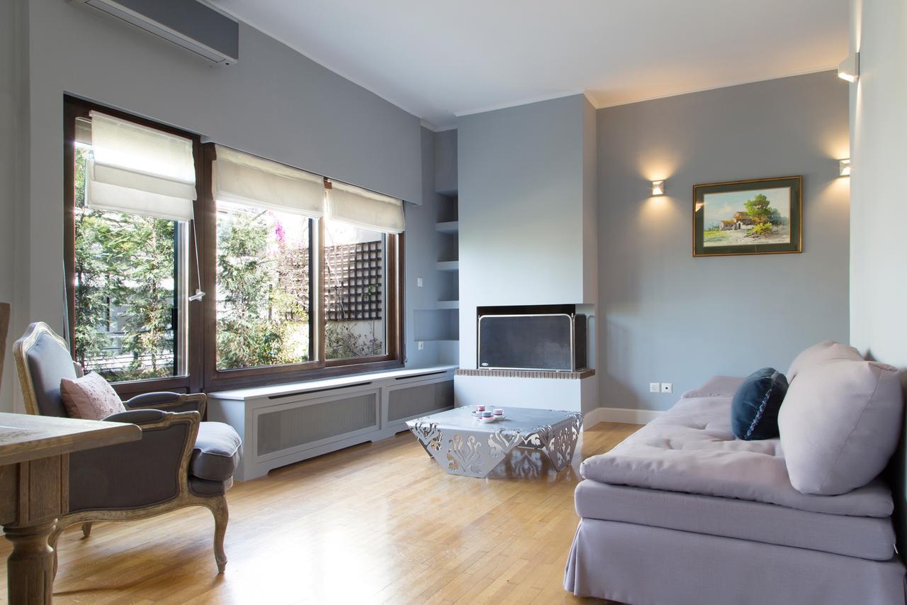 Apartamento Beautiful Penthouse In Athens With Outside Jacuzzi Exterior foto